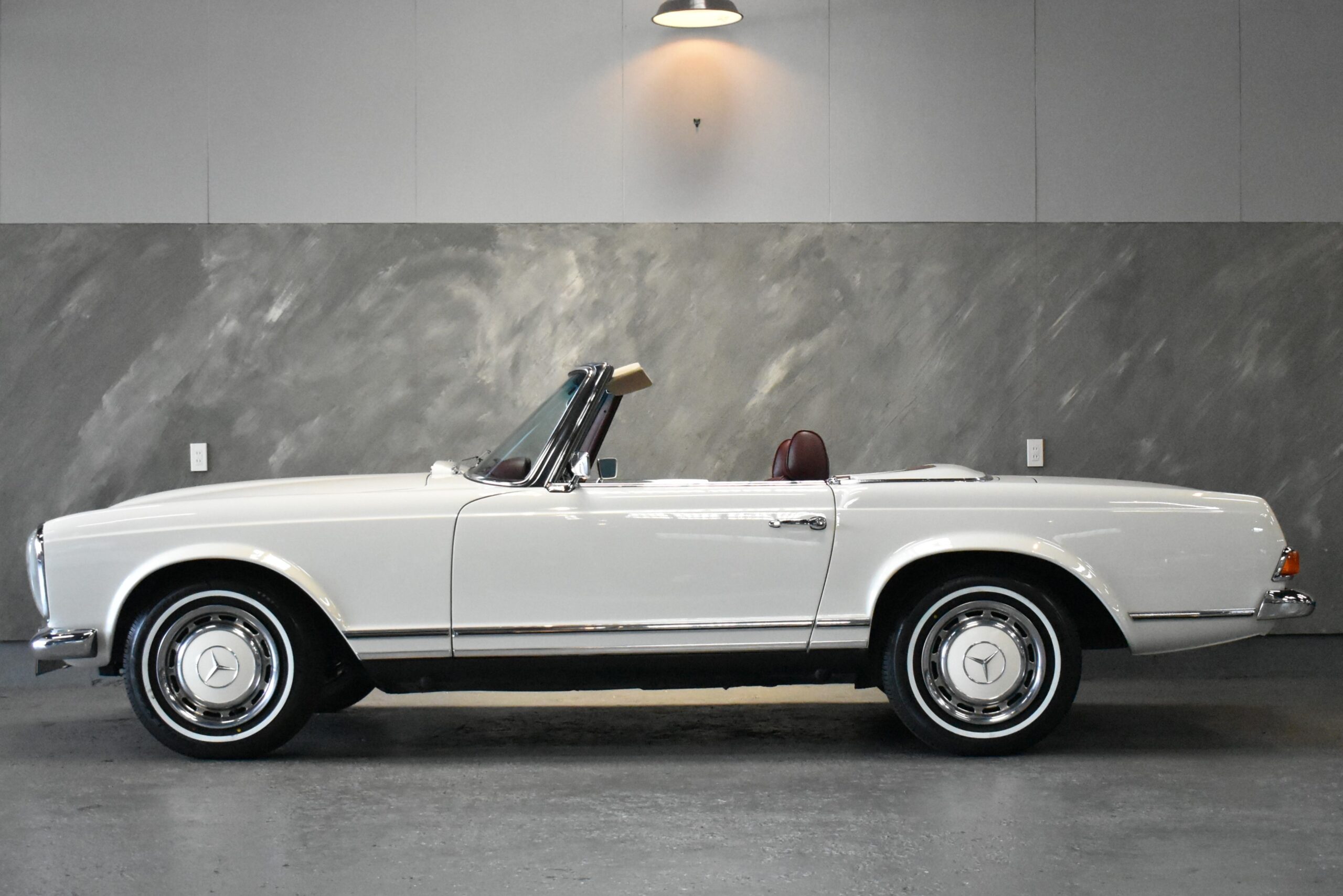 オールドベンツ W113 230・250・280SL リアサイドモール｜自動車 